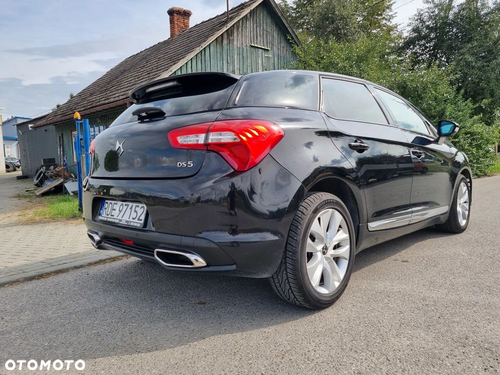 DS Automobiles DS 5 - 5