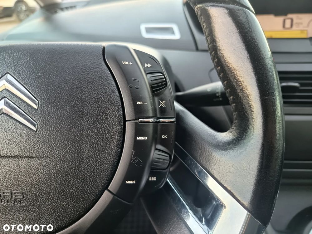 Citroën C4 Picasso 1.8 16V Tendance - 20