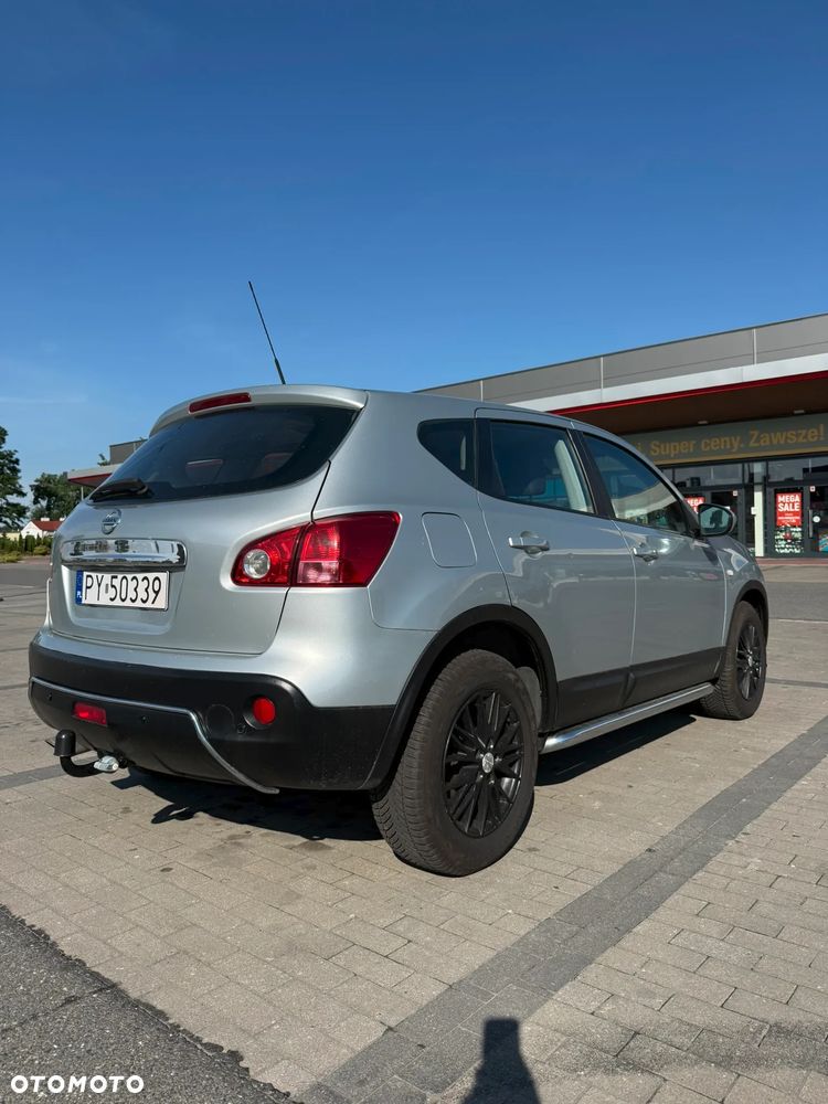 Nissan Qashqai 2.0 dCi DPF acenta - 8