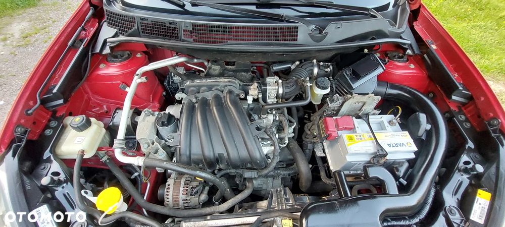 Nissan Qashqai 1.6 visia - 33