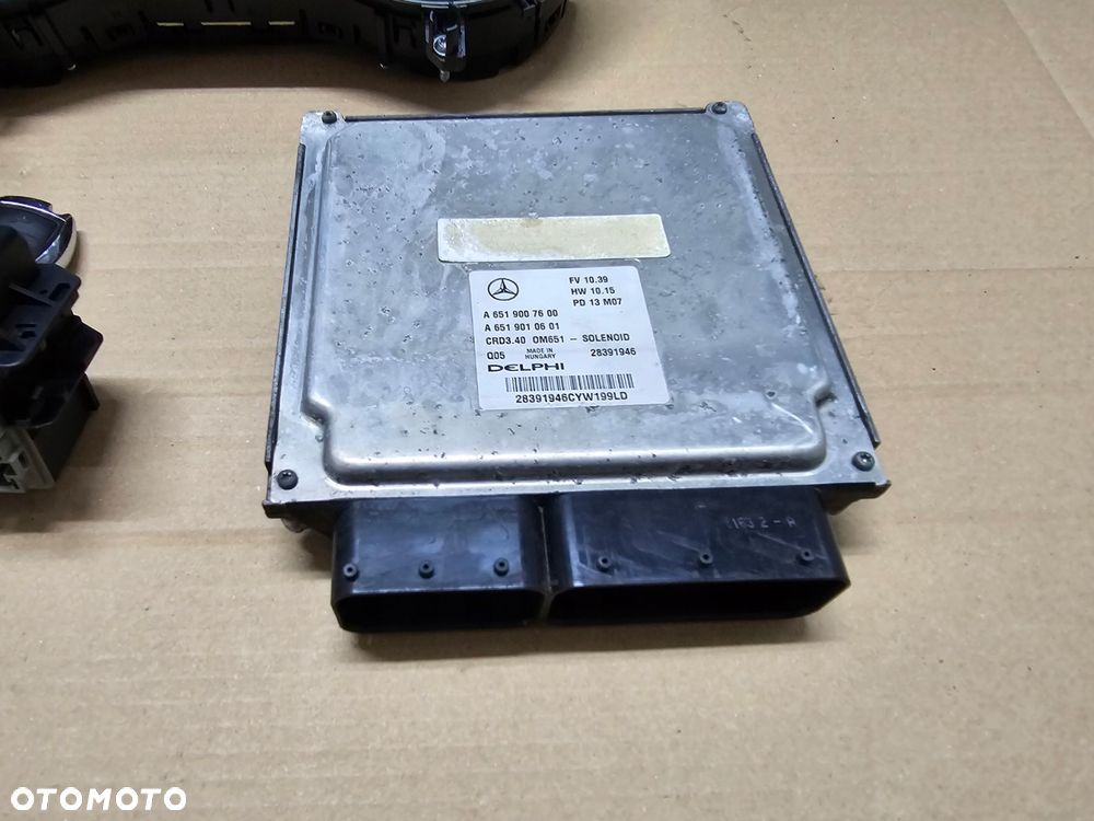 KOMPUTER ZESTAW STARTOWY 200 CDI 100KW A2469058501 A6519007600 A2469006911 - 2