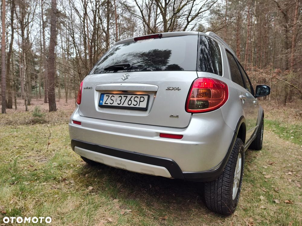Suzuki SX4 1.6 Premium 4WD - 19