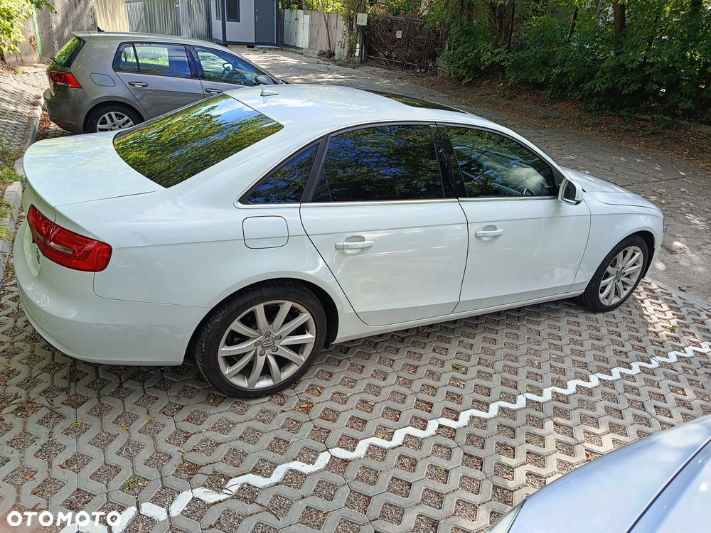 Audi A4 Avant - 4
