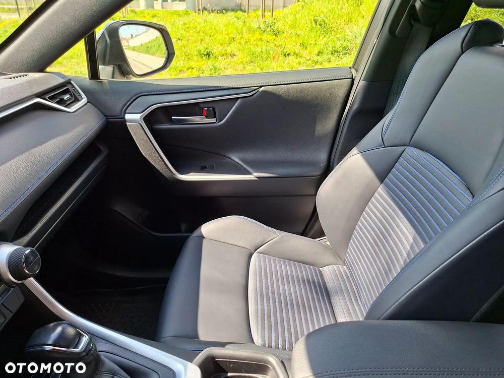 Toyota RAV4 2.5 Hybrid Selection 4x4 - 18