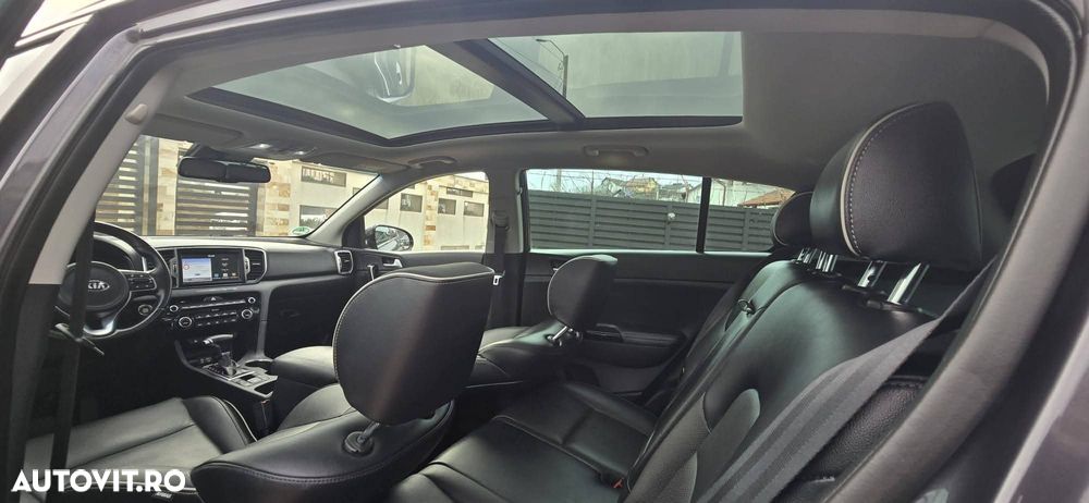 Kia Sportage 2,0 CRDI AWD Aut. Platinum - 18