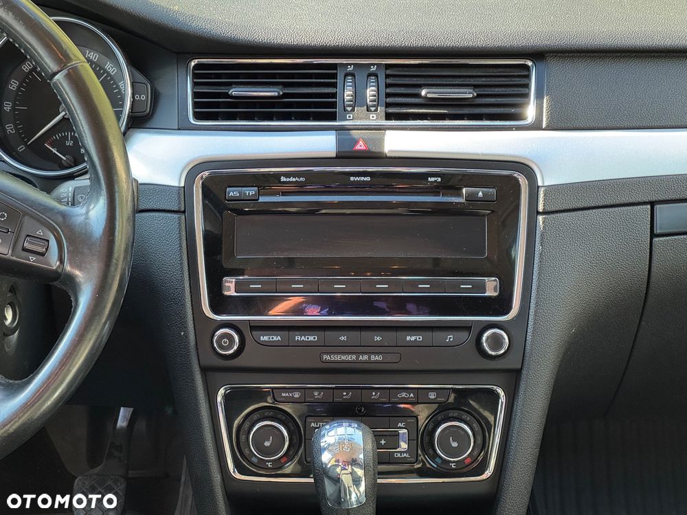 Skoda Superb 1.6 TDI Elegance Greenline - 8