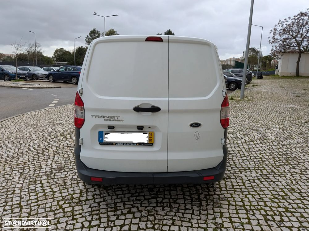 Ford Transit courier - 13