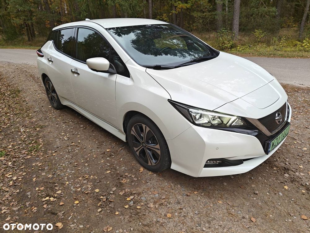 Nissan Leaf 40kWh N-Connecta - 11