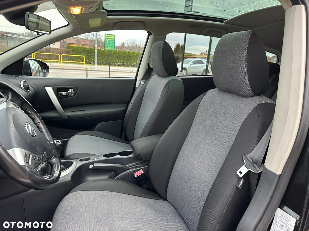 Nissan Qashqai+2 2.0 acenta - 19