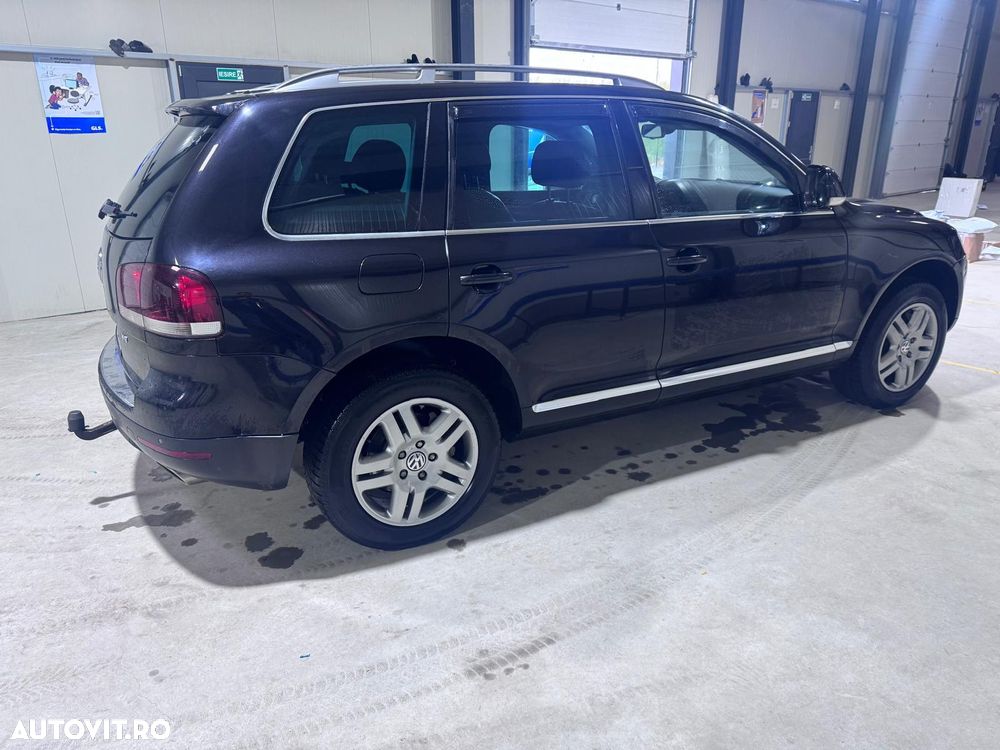 Volkswagen Touareg - 6