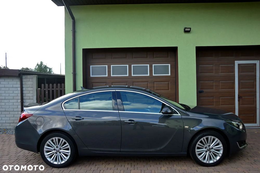Opel Insignia 2.0 CDTI Cosmo S&S - 9