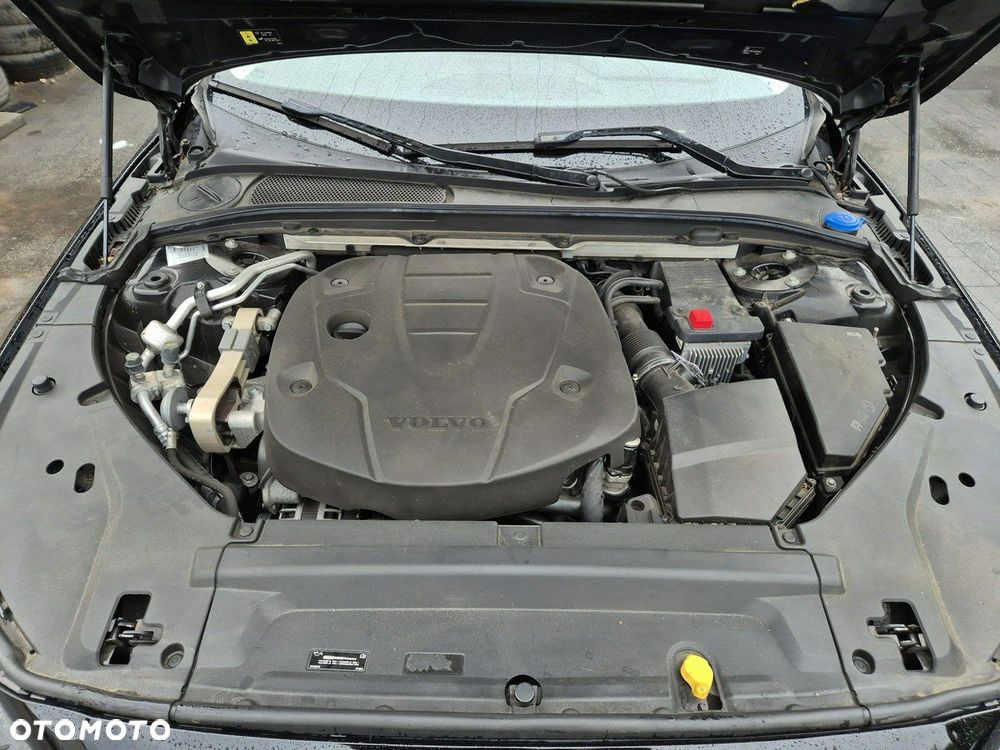 Volvo V90 D4 AWD Geartronic Momentum Pro - 10