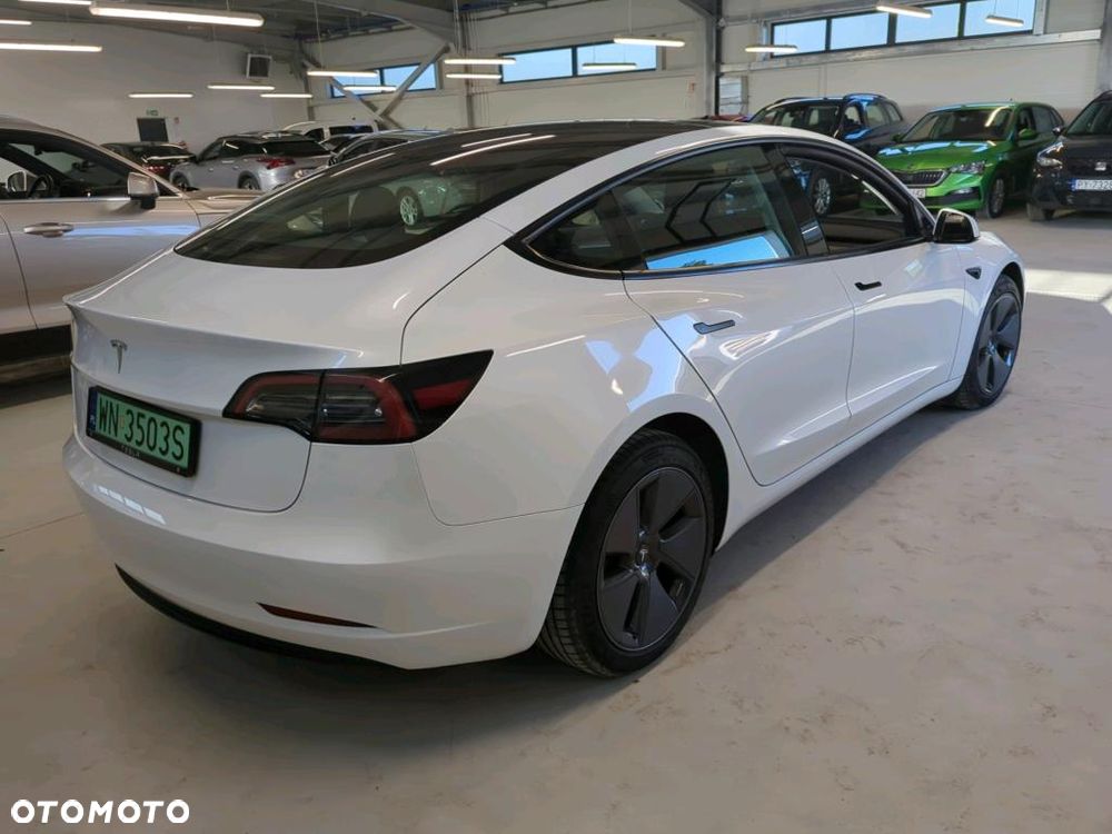 Tesla Model 3 Long Range RWD - 3