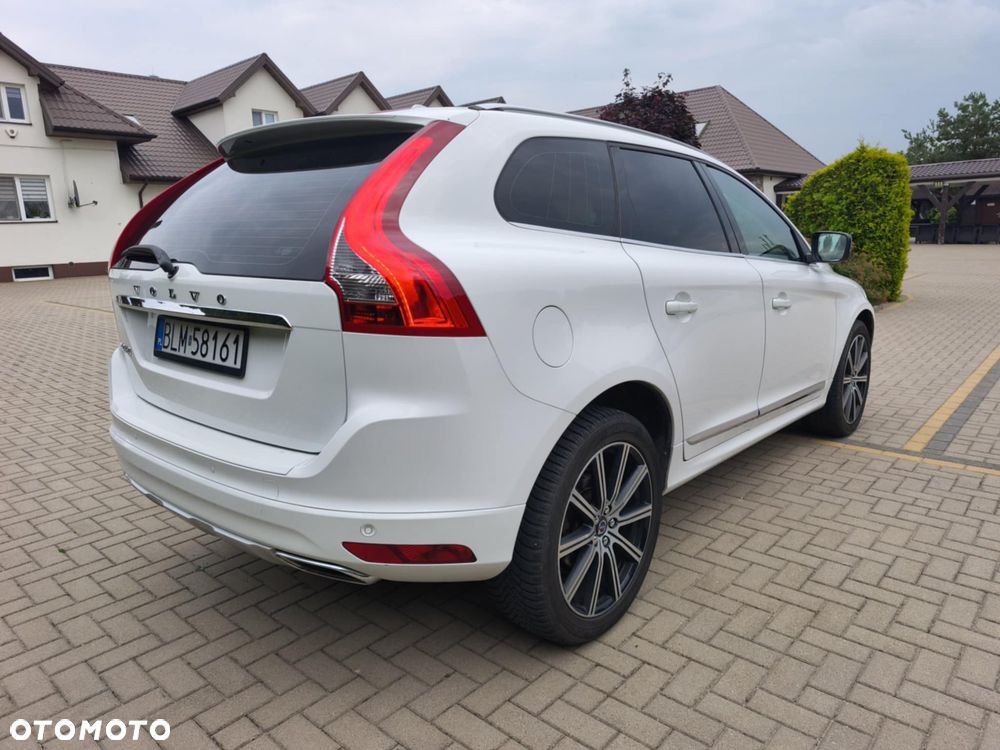 Volvo XC 60 D4 Geartronic Momentum - 4