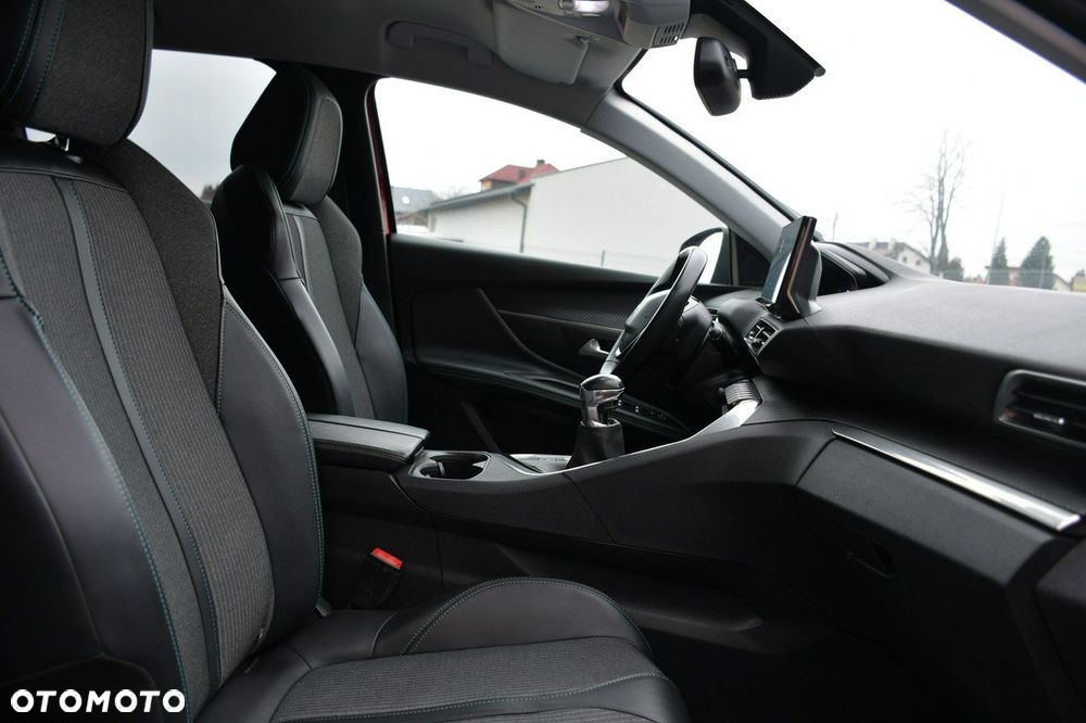 Peugeot 3008 1.2 PureTech Allure Pack S&S - 20