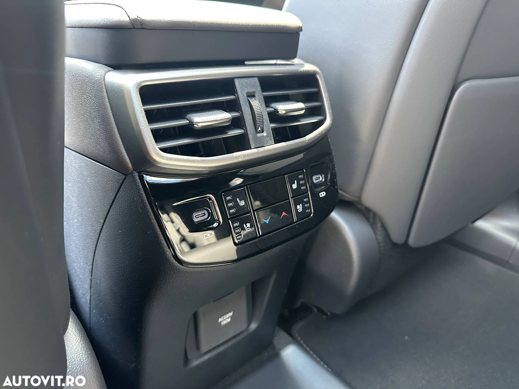 Lexus Seria RX 450h+ E-Four PHEV Luxury Mark Levinson - 13