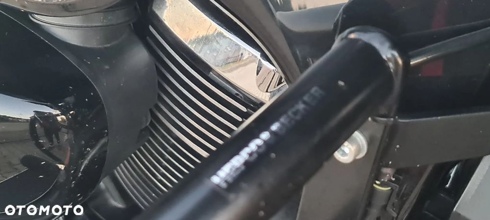 Suzuki VL 1500 Intruder LC - Boulevard C90 - 14