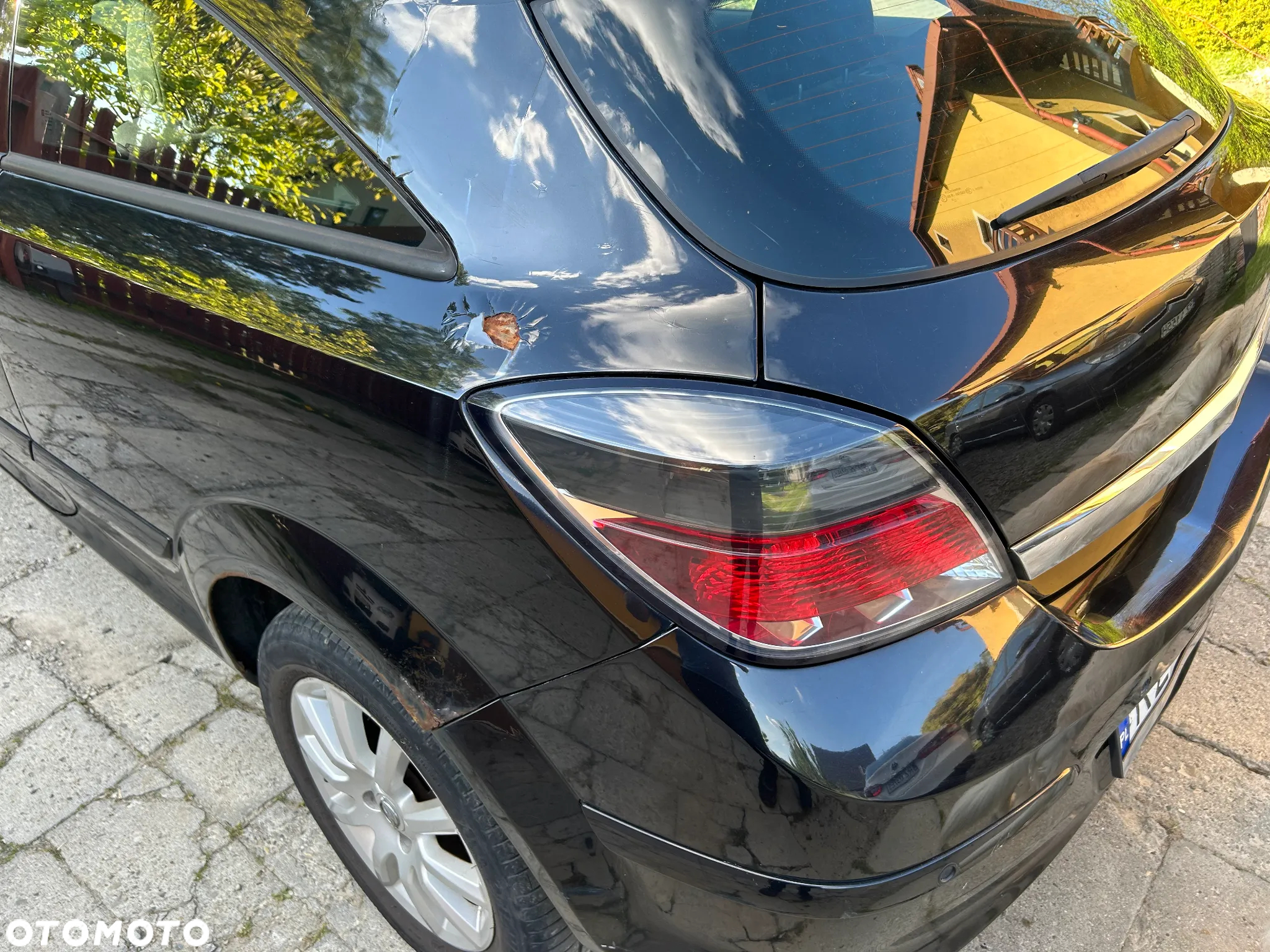 Opel Astra III GTC 1.6 Enjoy - 11