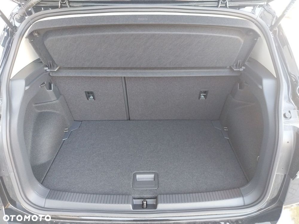Volkswagen T-Cross - 10