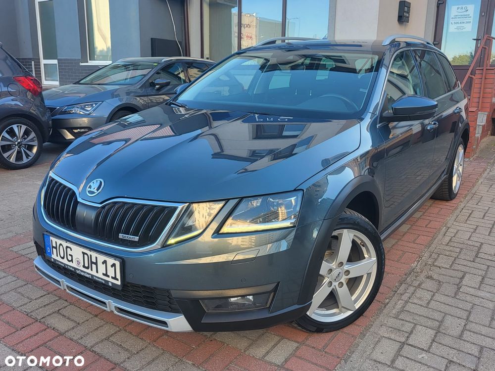 Skoda Octavia Scout 2.0 TDI 4x4 DSG - 8