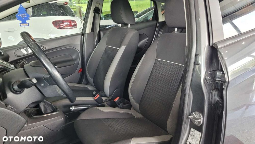 Ford Fiesta - 15