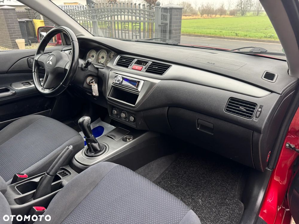 Mitsubishi Lancer 1.6 Comfort - 17