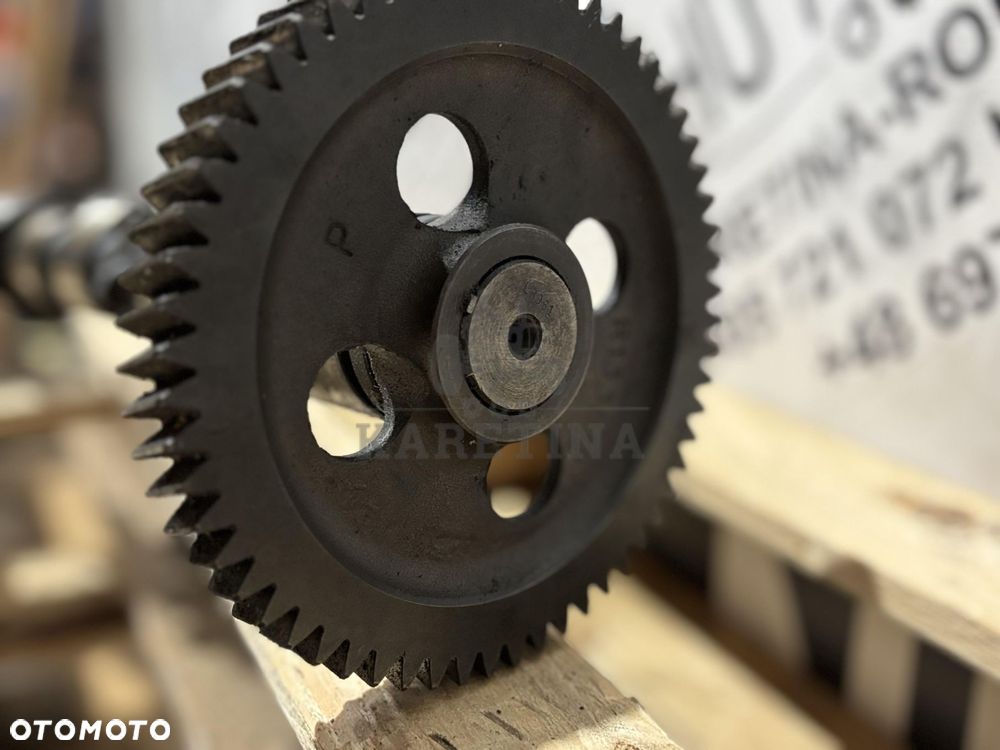 John Deere 6610 6810 6820 6620 Wałek Rozrządu R135440 RE56578 R133812 - 5