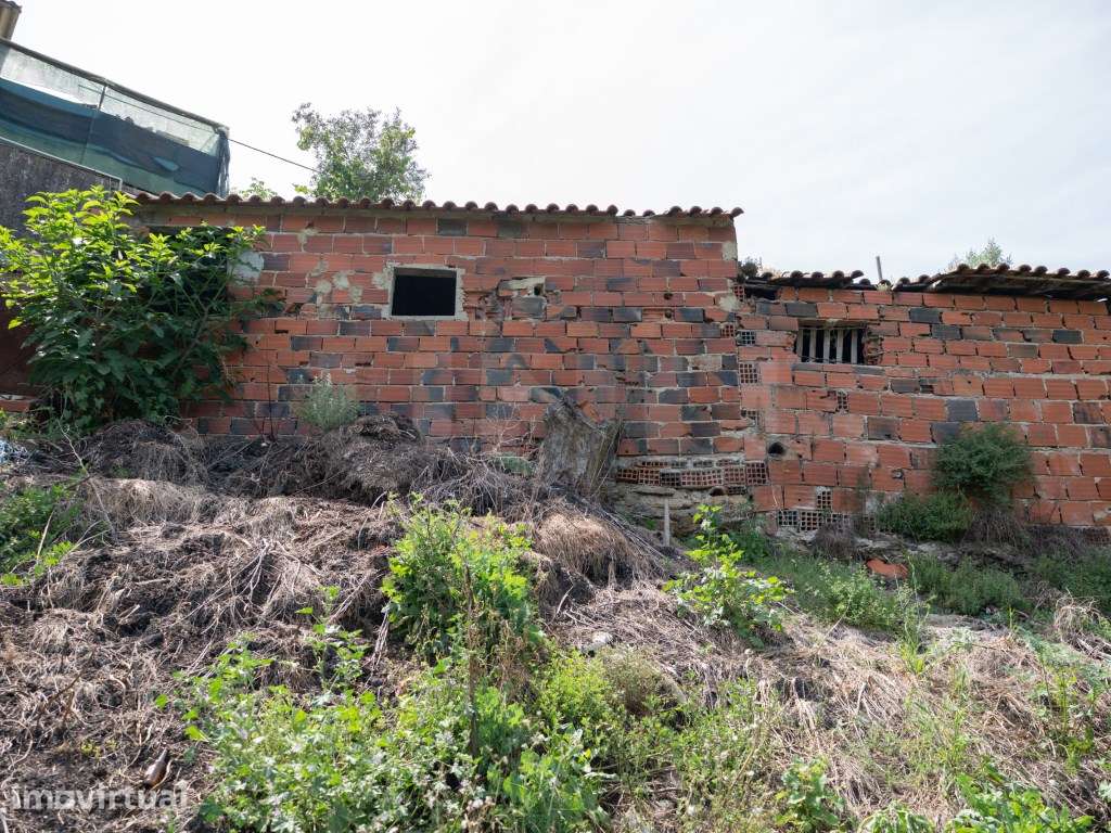 Espaço de arrecadação e arrumos, para venda, em terreno de 1720m2 - Grande imagem: 4/11
