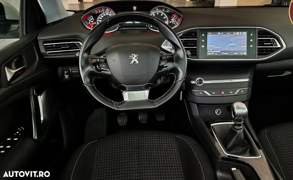 Peugeot 308 PureTech 110 Stop & Start Allure - 16