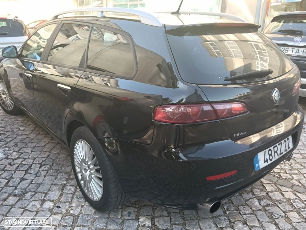 Alfa Romeo 159 2.0 JTDM 16V DPF Turismo - 11