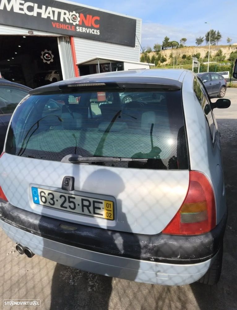 Renault Clio 1.4 16V Dynamique - 4
