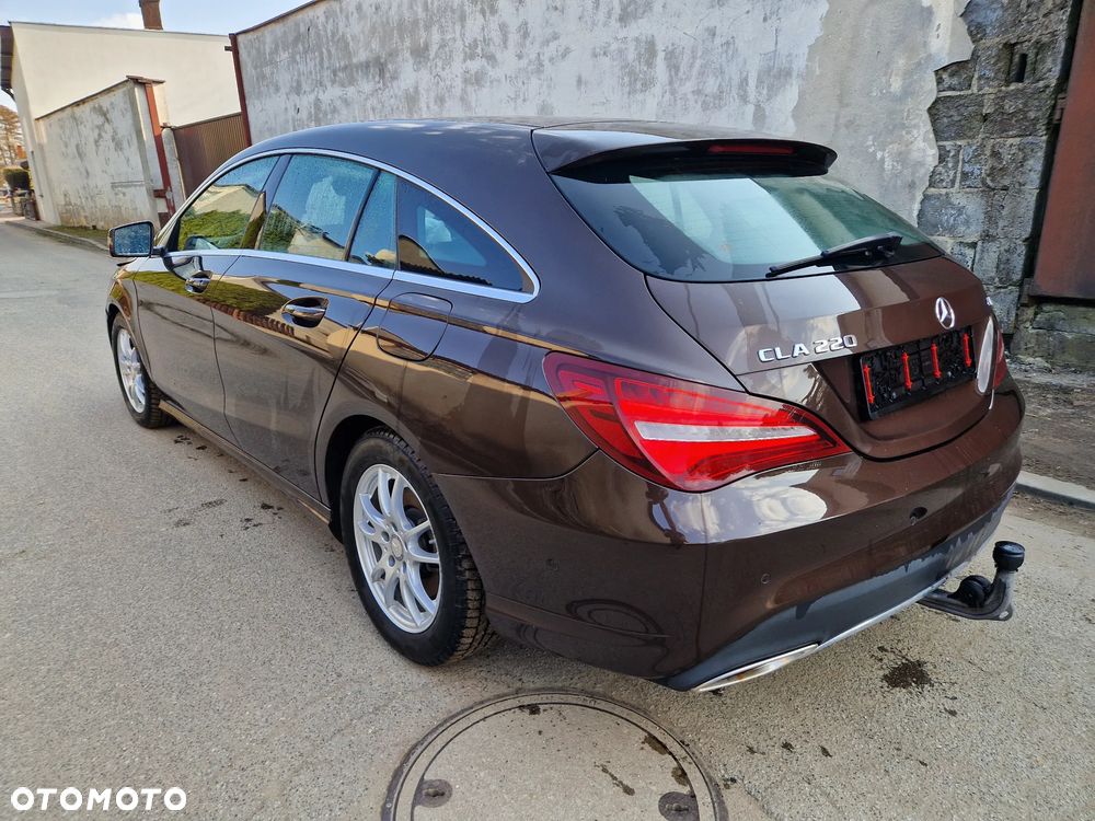 Mercedes-Benz CLA 220 4Matic 7G-DCT UrbanStyle Edition - 1