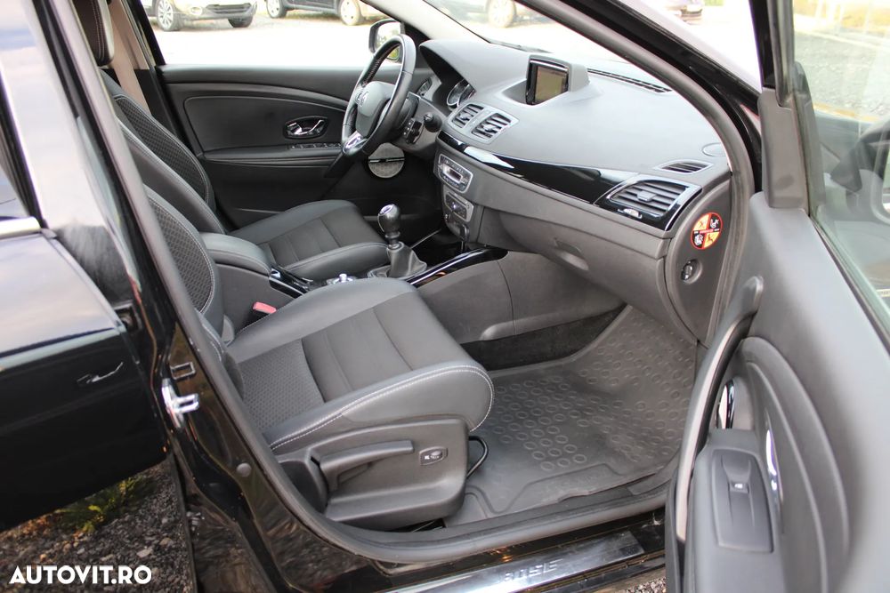 Renault Megane Grandtour ENERGY dCi 130 BOSE EDITION - 11