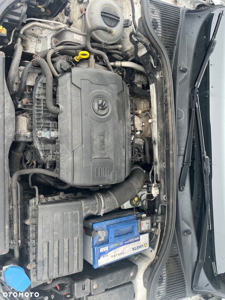 Skoda Octavia 2.0 TSI RS - 16
