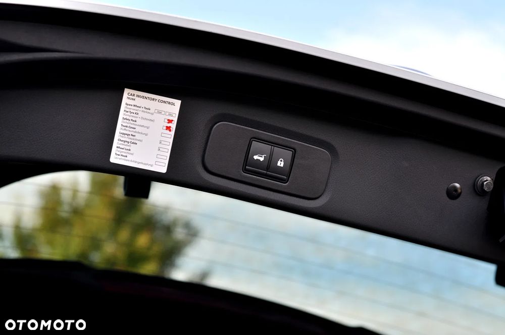 Nissan Qashqai 1.3 DIG-T N-Connecta DCT - 16