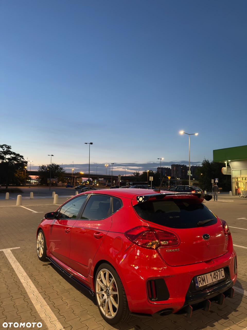 Kia Ceed Cee'd 1.6 T-GDI GT XL - 4