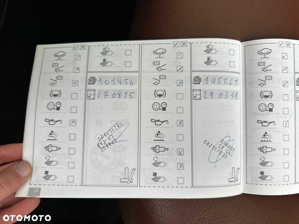 BMW Seria 5 520d - 32