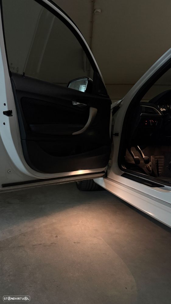 BMW 116 d Pack M - 7
