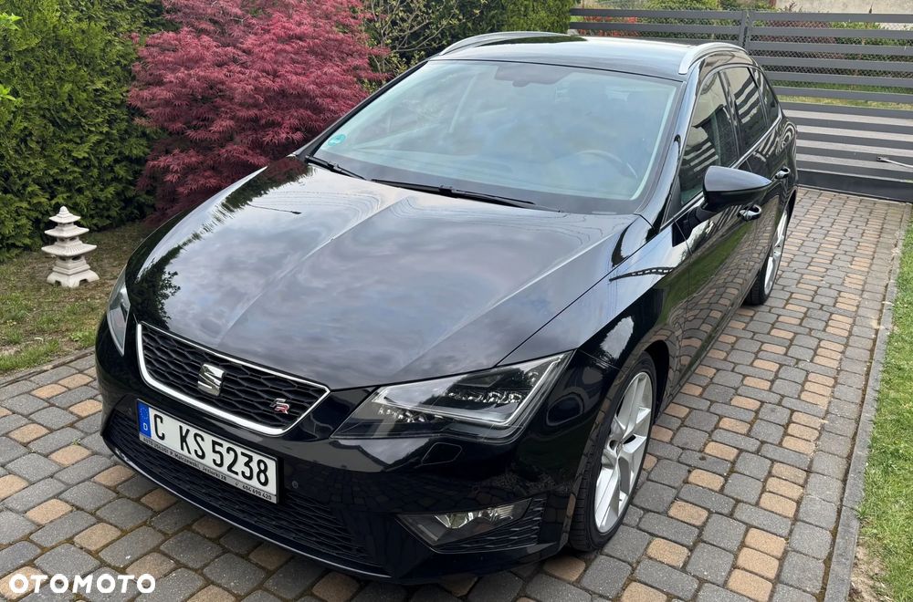Seat Leon 2.0 TDI DPF Ecomotive DSG FR - 3