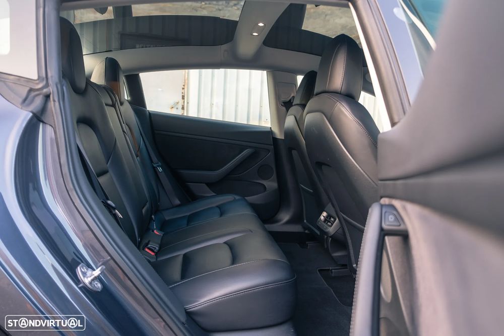 Tesla Model 3 Long Range Tração Integral - 33