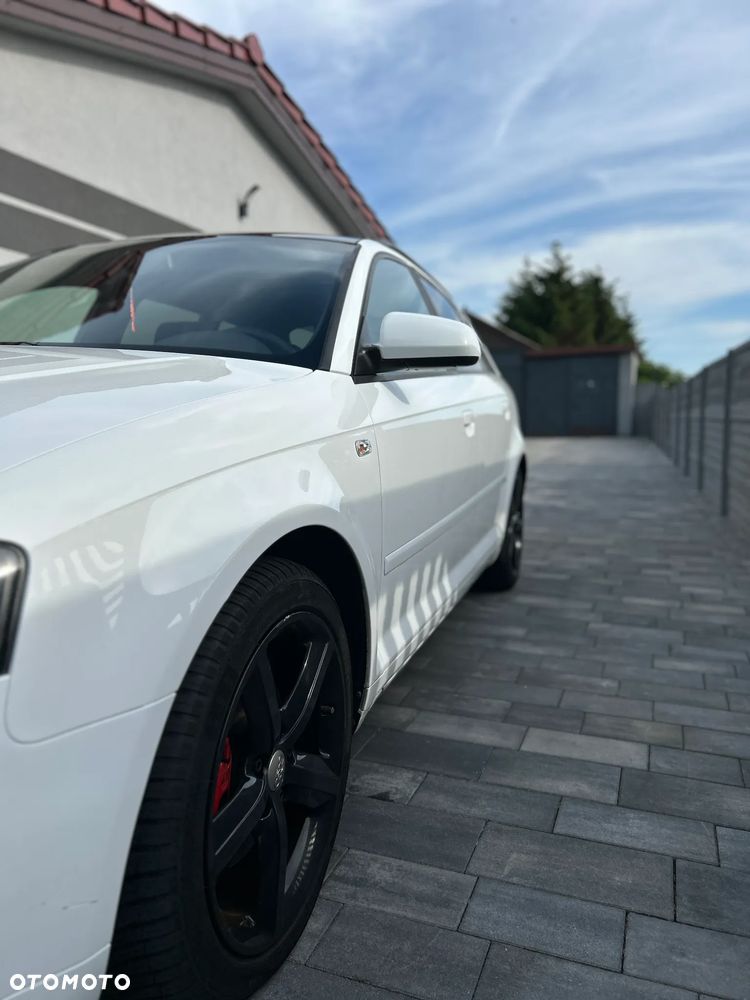 Audi A3 Sportback 2.0 TDI DPF Ambition - 3