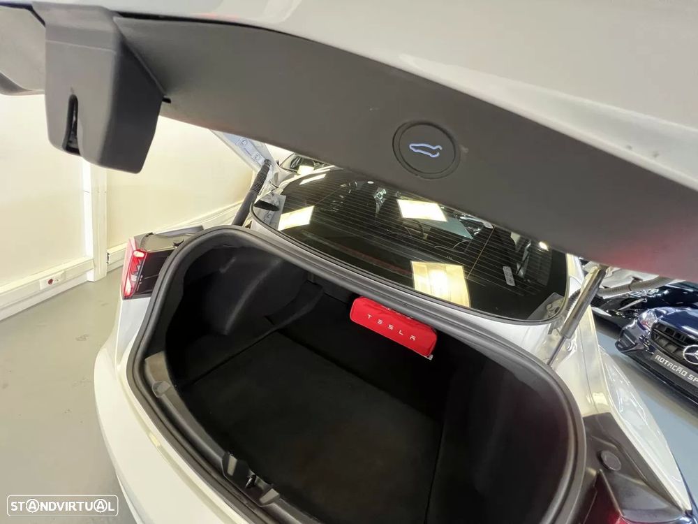 Tesla Model 3 Performance Dual Motor AWD - 44