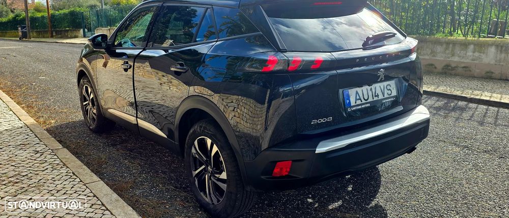 Peugeot 2008 1.2 PureTech Allure Pack - 4
