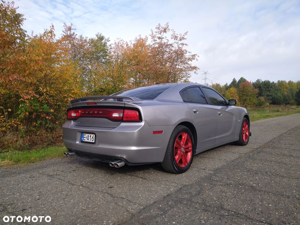 Dodge Charger 5.7 V8 RT - 3