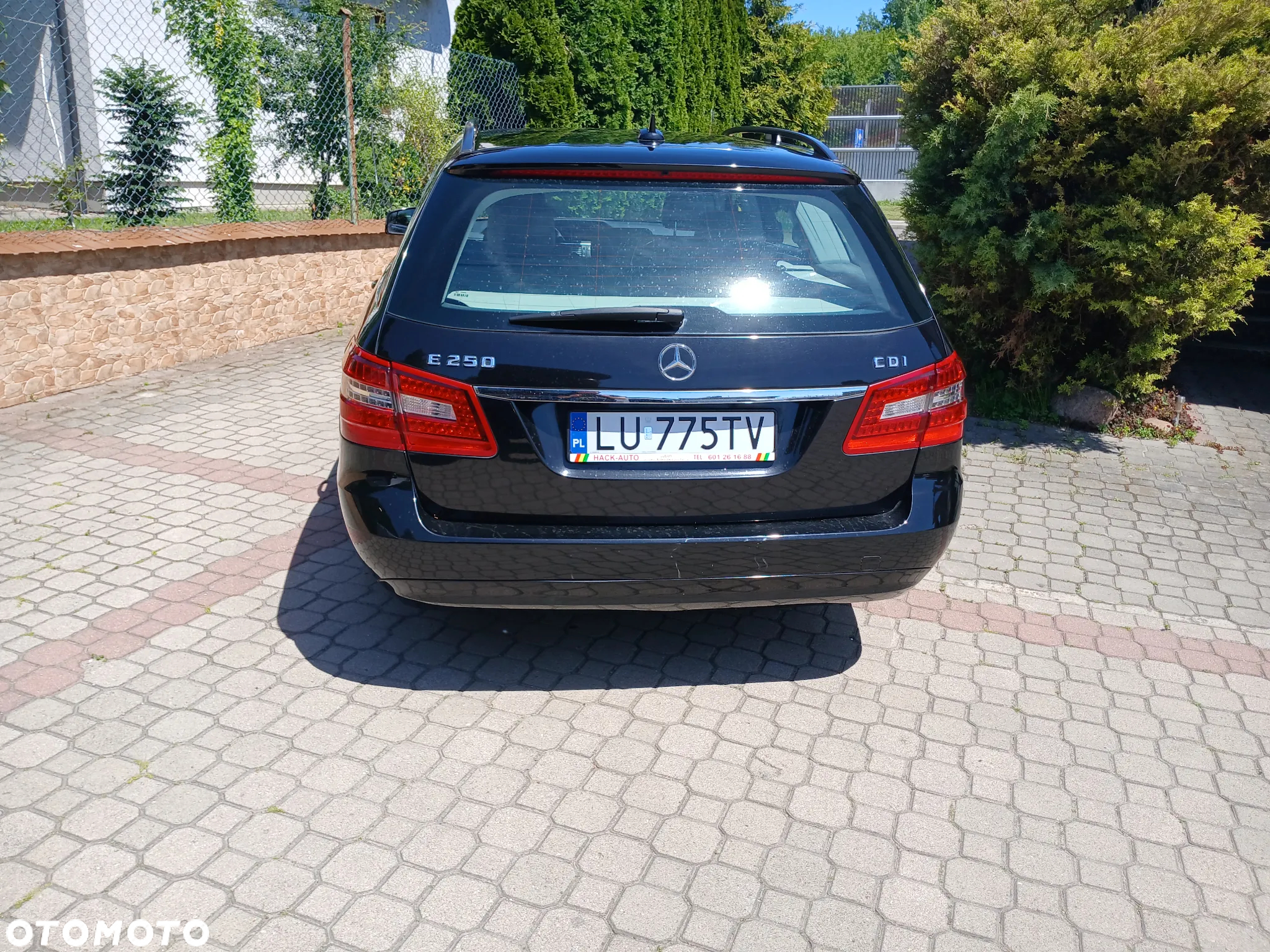 Mercedes-Benz Klasa E 250 CDI BlueEff - 17