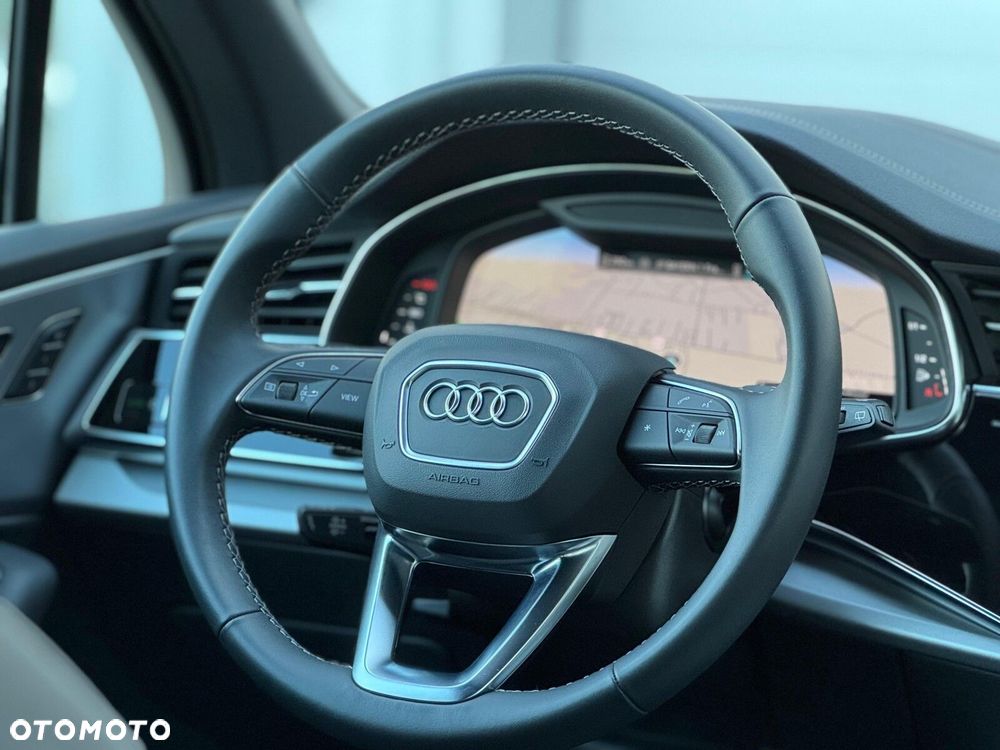 Audi Q7 - 15