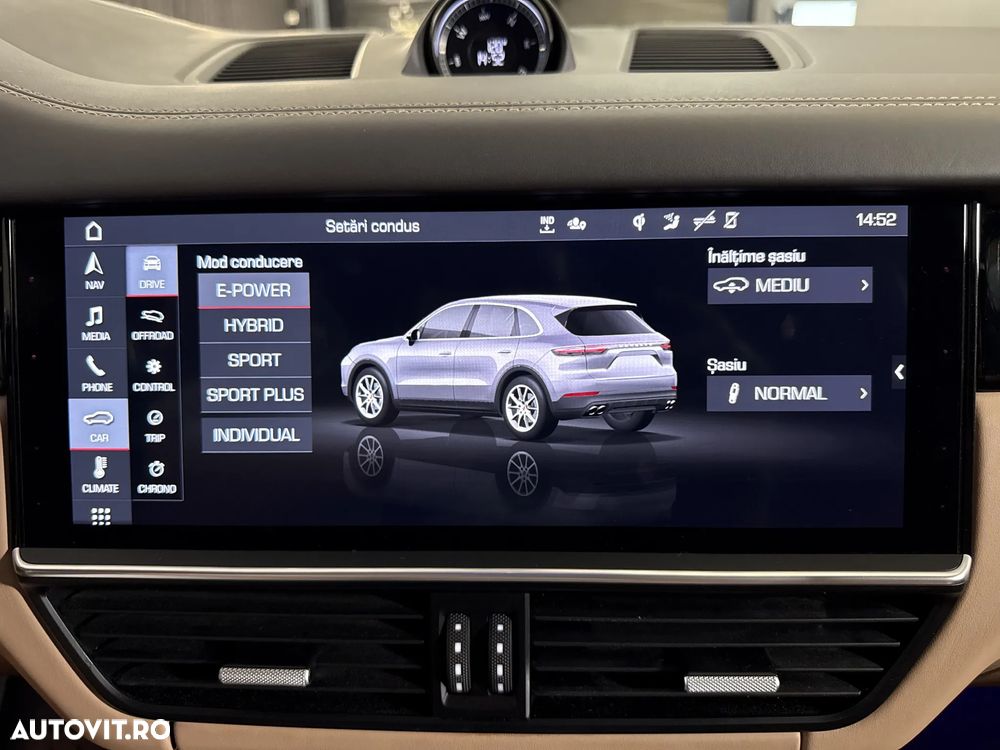 Porsche Cayenne - 24