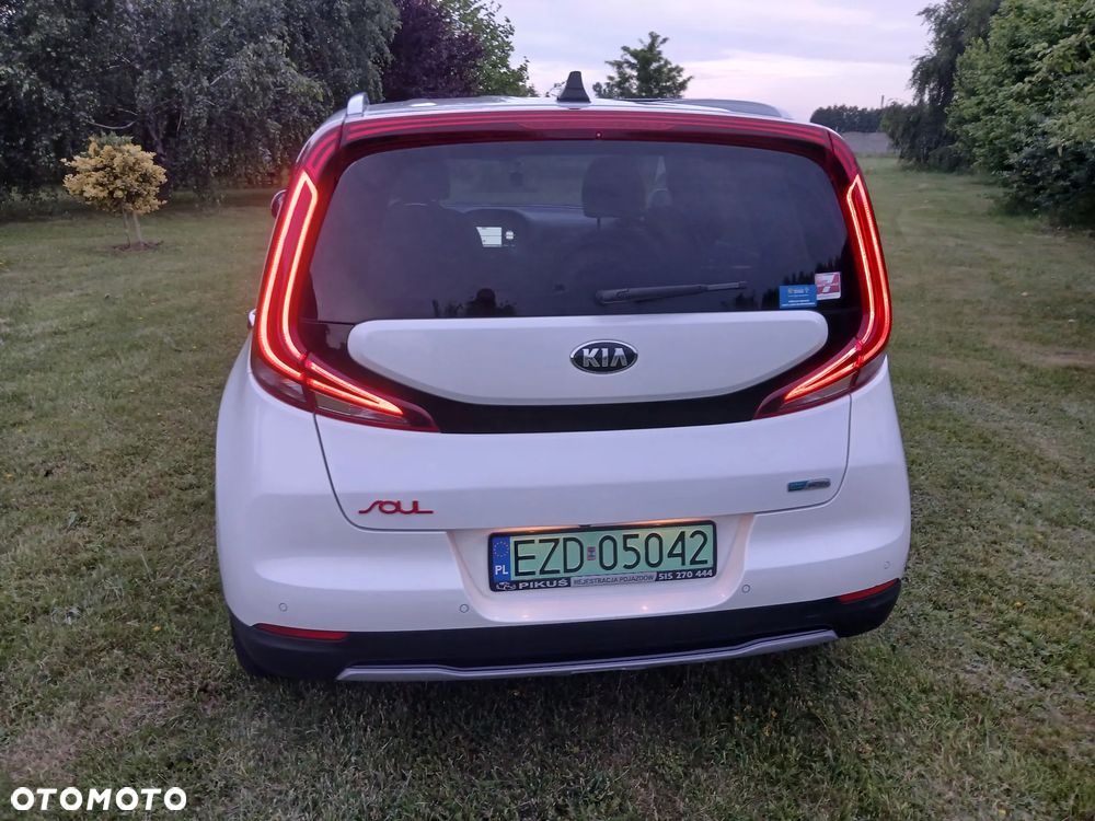 Kia Soul 64kWh XL - 18