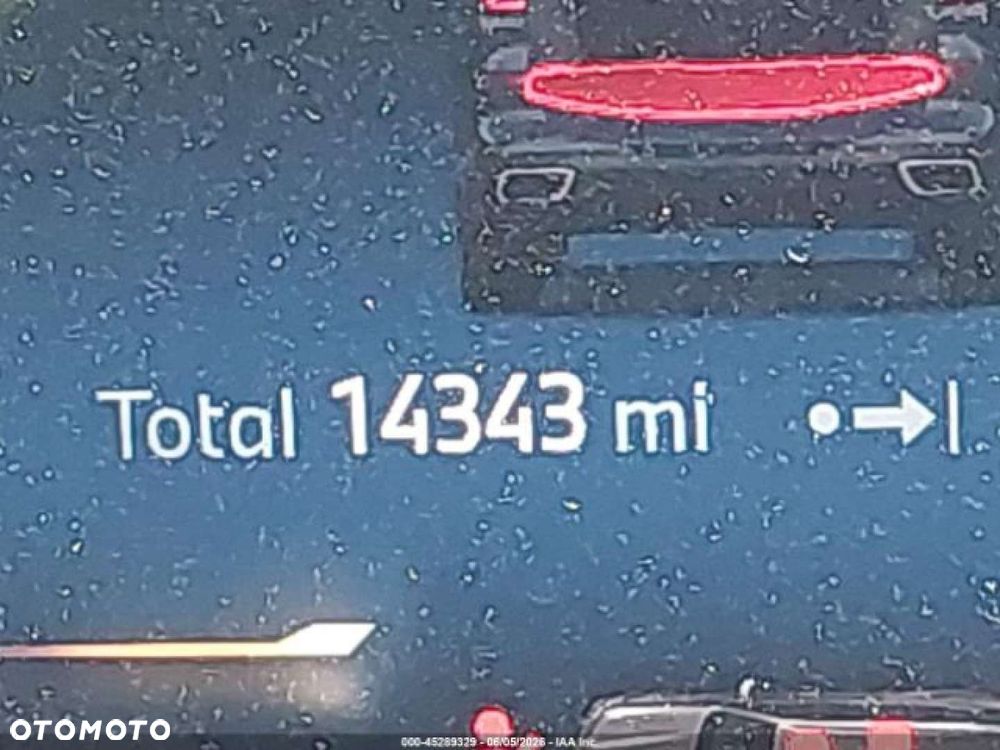 BMW X7 - 12