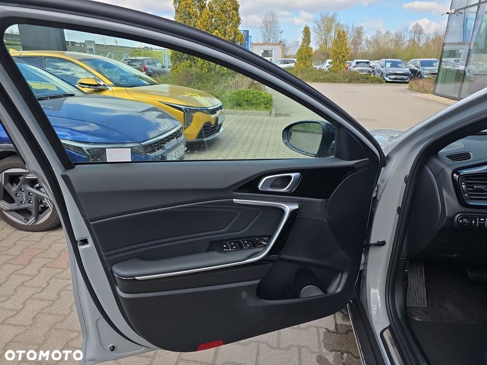 Kia XCeed 1.6 T-GDI Tribute DCT - 17